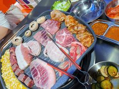 -阿亲家·韩式无限烤肉(花果园店)
