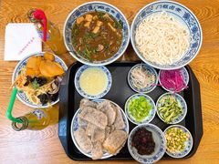 卤煮火烧-门框胡同百年卤煮(新街口店)