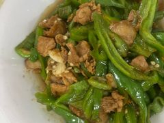 -湘里湘亲饭店(闸坡店)