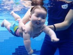 -龙格亲子游泳·水育早教运动中心(上虞钱江中心)