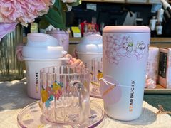 -星巴克(洛阳中州路王府井店)