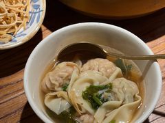 -荣记歡喜·馄饨铺(开发区振华购物中心店)