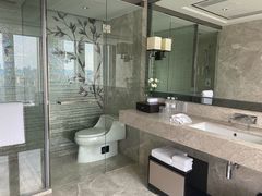 -上海宝华万豪酒店