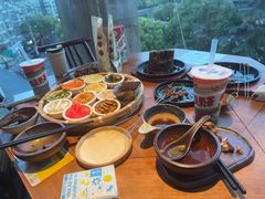 -包整·丝娃娃(甲秀楼景观店)