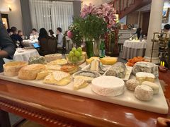 -La Villa French Restaurant