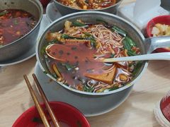 -铁锅哥米线