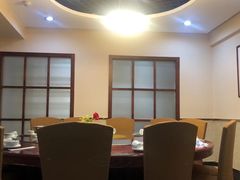 -美味故事特色餐厅(汉阳郭茨口店)
