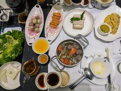 -红鼎豆捞·非遗鲍皇汤火锅(宝丰路店)