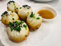 蟹粉生煎包-瑞福园联谊餐室(茂名南路店)