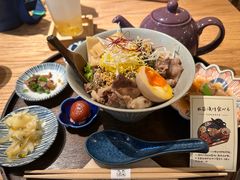 -啢啢茶寮(芳华横街店)