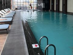 -奥冠体育华师附中恒温游泳馆