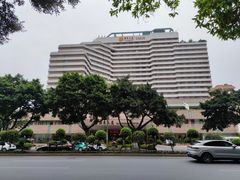 -广东大厦酒店(广州北京路步行街纪念堂地铁站店)