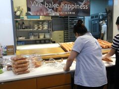 面包甜点陈列柜-巴黎贝甜(杨浦宝地店)