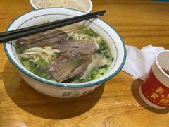 -穆芳阁兰州纯汤牛肉面(西安总店)