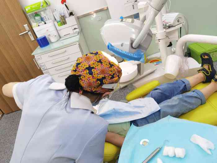 禾木齿科(渝中店)-"【项目】拔牙带小朋友去拔乳牙,本来想去.