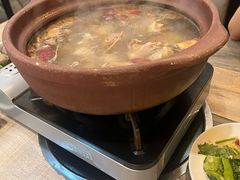 -东记炭炉·海鲜鸡煲(龙华店)