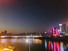 -小天鹅火锅·一线江景洪鼎旗舰店(洪崖洞店)