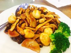 野山菌鹌鹑蛋-小放牛炒菜馆(军校店)