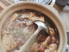 -蜜桃餐厅·伴山(湖滨商业街店)