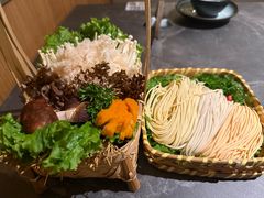 -湊湊火锅·茶憩(合生汇购物中心店)