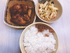 猪脚饭-圆宝台湾小吃(迎津街店)