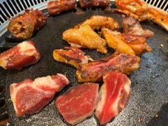 -梨花甄选自助烤肉(小寨原力场店)