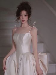 -艾米丽婚纱礼服