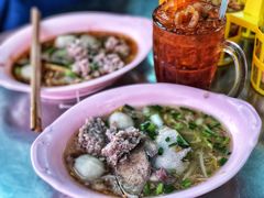 龙眼茶-榮泰米粉湯(Left Shop)