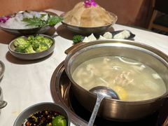 -喃喃椰·糟粕醋·椰子鸡火锅(七堡花园店)