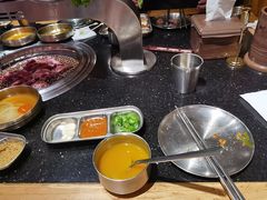 -韩烧牛中牛·甄选黑牛烤肉(黑金店)