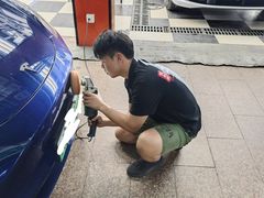 -鲨鱼皮汽车凹陷玻璃修复(静安店)