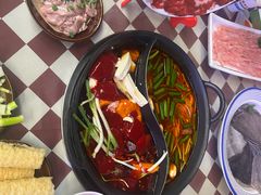 -赵美丽·重庆社区火锅·直营店(火车东站·中豪国际店)