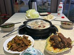 -九寨沟特色牦牛肉汤锅