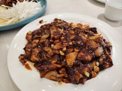 -巢香扣肉馆