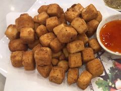 一口酥豆腐-大嫂镬仔·焖鸡煲·啫啫煲(逢源路店)