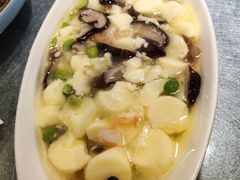 -侬佳蒸菜馆(听潮店)