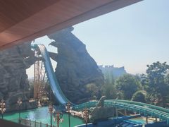 -七彩云南欢乐世界