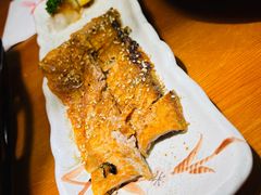 盐烤三文鱼皮-鳗鱼家·深夜食堂(军博店)