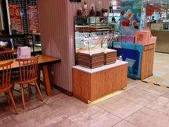 -巴黎贝甜(华堂新辰汇店)