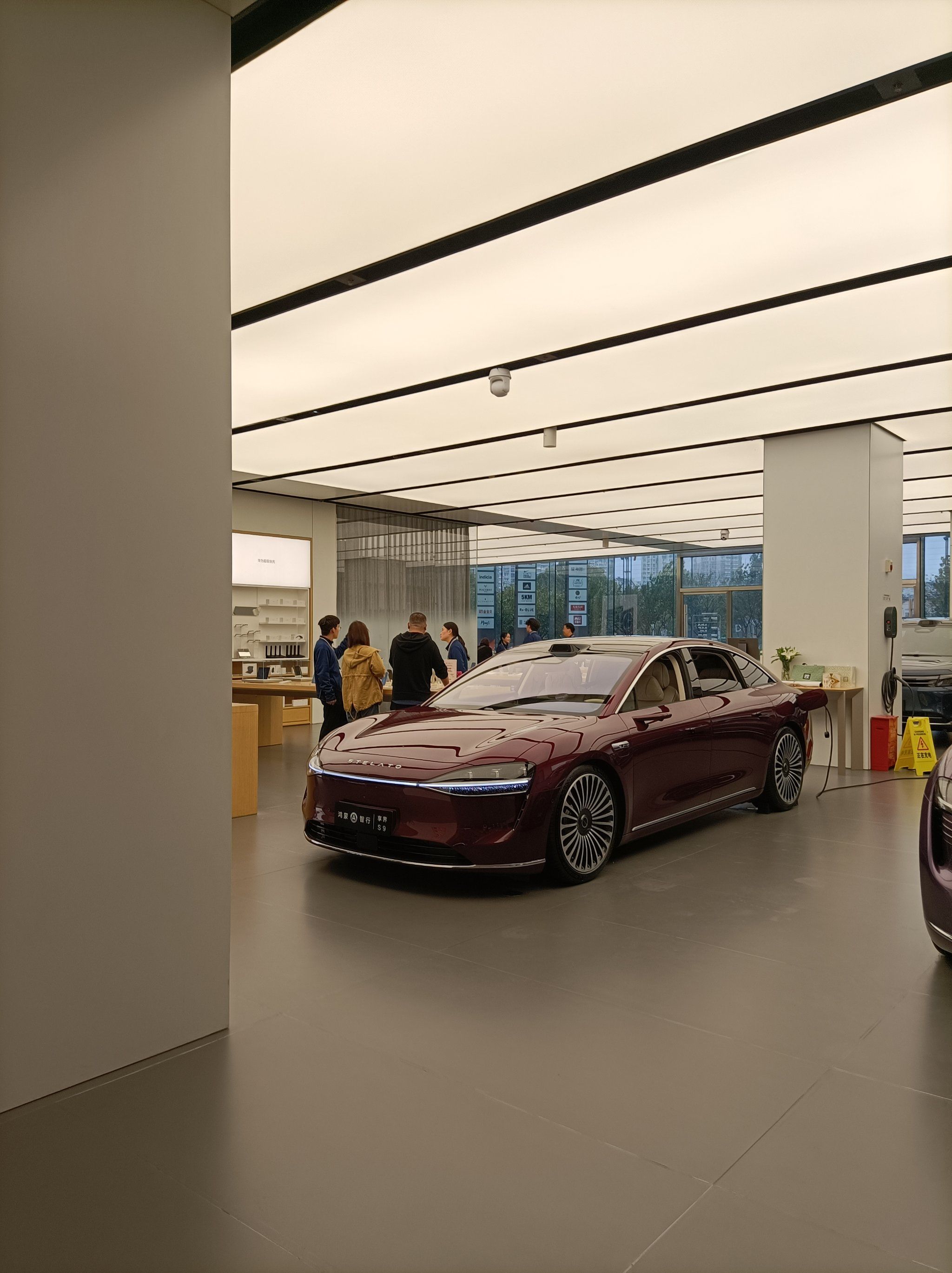 商场里卖车优势互补