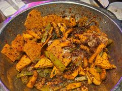 -嘎嘎鸭下巴·爆辣干锅(明教寺店)