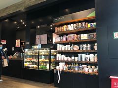 零售区-星巴克(南京商厦店)