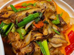 -严记小天府酸菜鱼(西四路店)