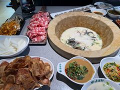 -老福耶小草帽石锅鱼(奥体店)