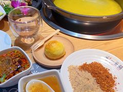 -一朵菌·野生菌探索家火锅(南亚店)