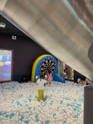 -MELAND CLUB亲子乐园·派对·餐厅(北京芳圆里ID MALL店)