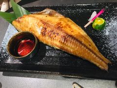 -铭牛烧肉·和牛海鲜自助(高新月牙湖店)