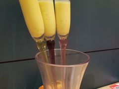 杨枝甘露-小鱼小牛·鱼牛干锅·脆鱼火锅(世欧广场店)