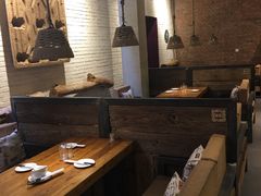 大堂-苹果树下艺术餐厅(宋庄店)