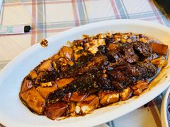 红烧豆腐烩黄鱼-玲珑餐厅(陕西南路店)